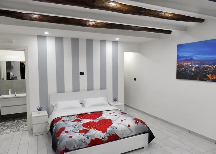 Montesantogroup Holiday House